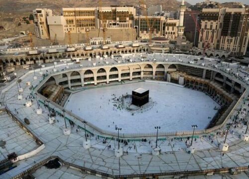 BERANGKATKAN ROMBONGAN UMRAH 84 ORANG, AMPHURI KENA TEGURAN KERAS KEMENAG